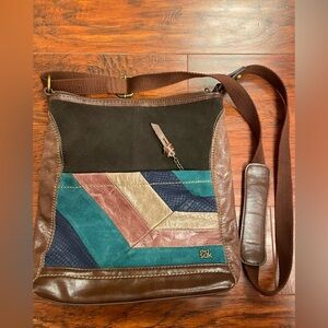 The Sak Crossbody Shoulder Bag Brown Patchwork Leather Suede Handbag.